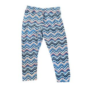 Time and Tru Women's High Rise Knit Capri Leggings